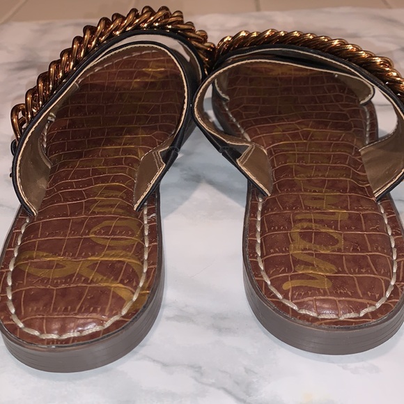 Sam Edelman GABRIE gold chain crisscross sandals. Size 6 - Picture 5 of 9
